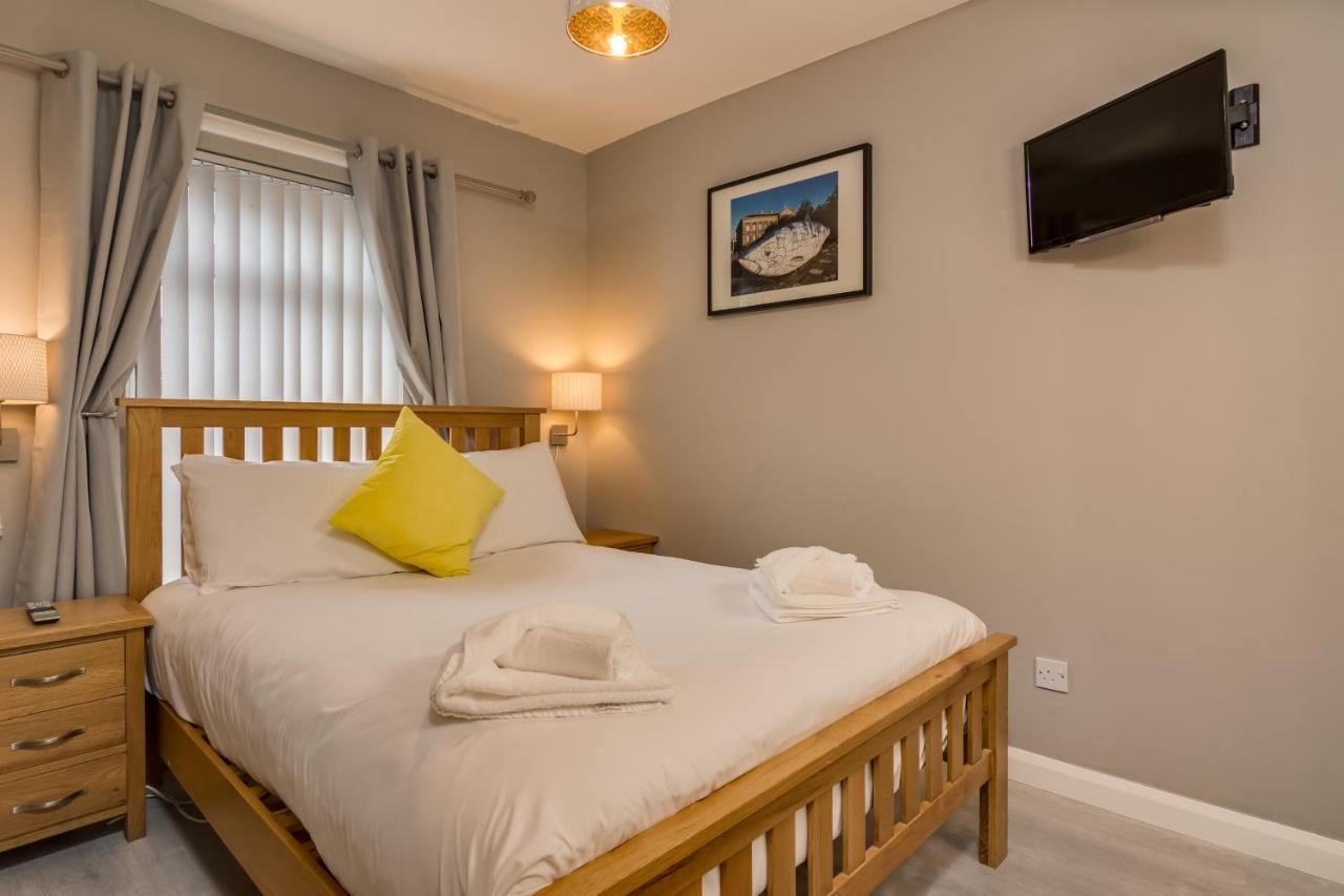 Central Belfast Apartments, Salisbury מראה חיצוני תמונה