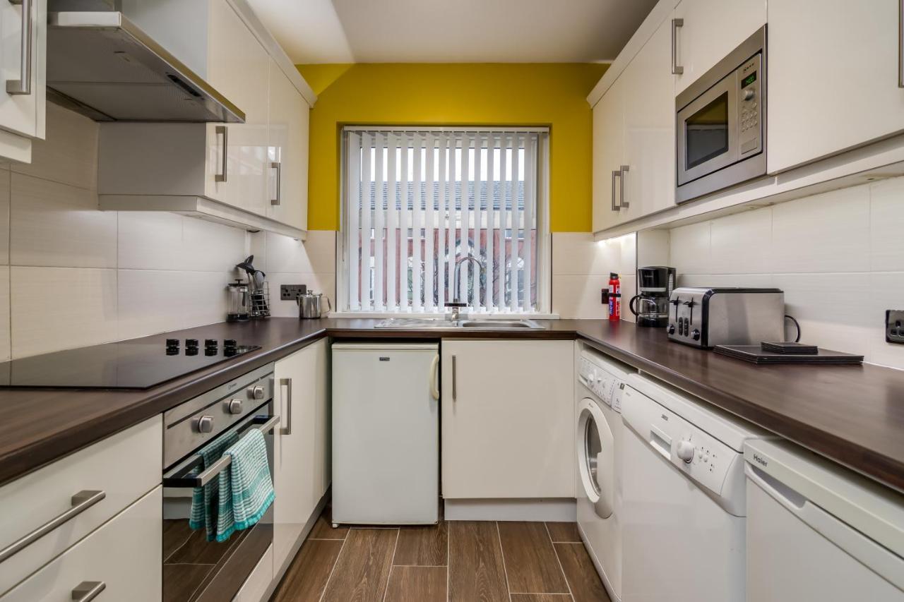 Central Belfast Apartments, Salisbury מראה חיצוני תמונה