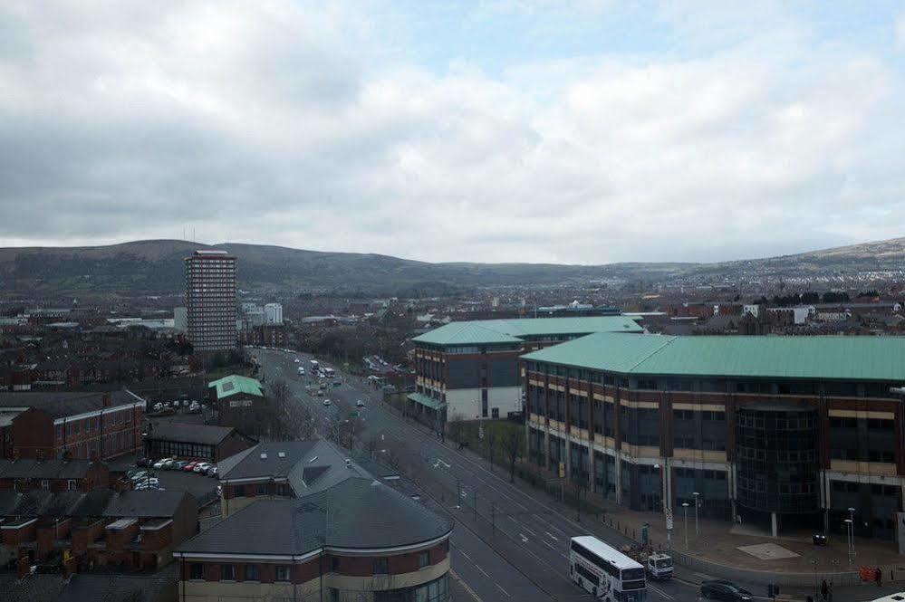 Central Belfast Apartments, Salisbury מראה חיצוני תמונה